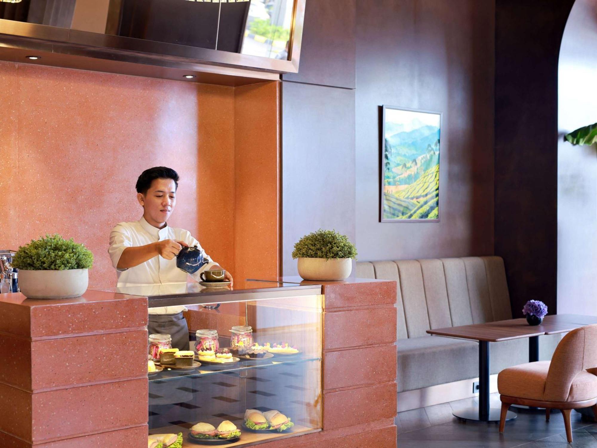Mercure Garut City Center Экстерьер фото